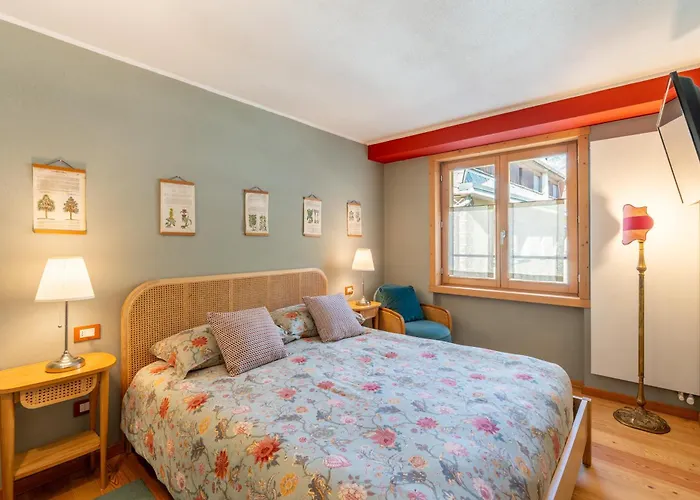 Апартаменты White Peak 77 - Panoramic Slope Views Бормио