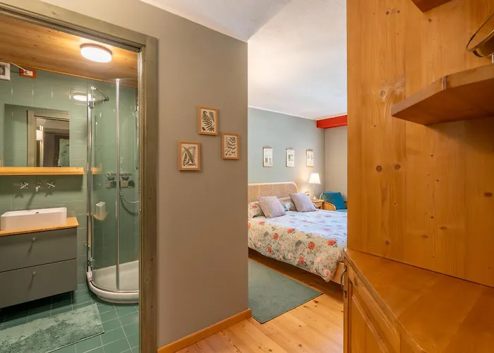 White Peak 77 - Panoramic Slope Views * Бормио